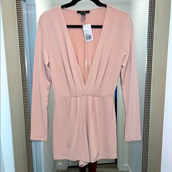 Pink Blush Romper Forever 21 Size Medium - Picture 1 of 7